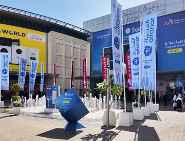 Elecnova Showcases Diverse Energy Storage Systems and Intelligent Power Distribution Solutions at MEE Dubai International Energy Exhibition